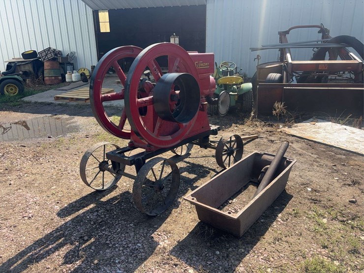 economy-7-horse-hit-and-miss-engine,-cart,-and-original-base-image-3
