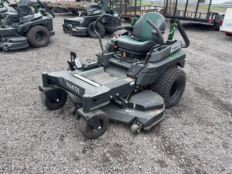 #3088-•-yakta-yxr-410-zero-turn-mower-image-1
