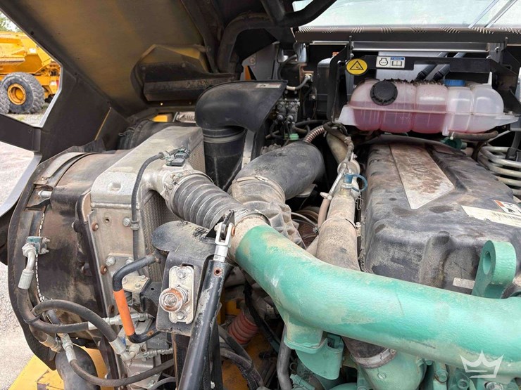 2020-volvo-a25g-image-23