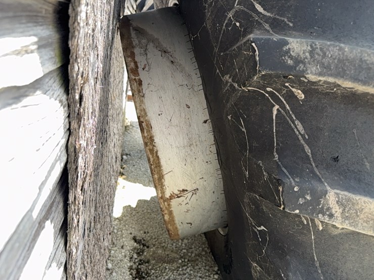 firestone-20.8r38-t-rail-duals-image-4