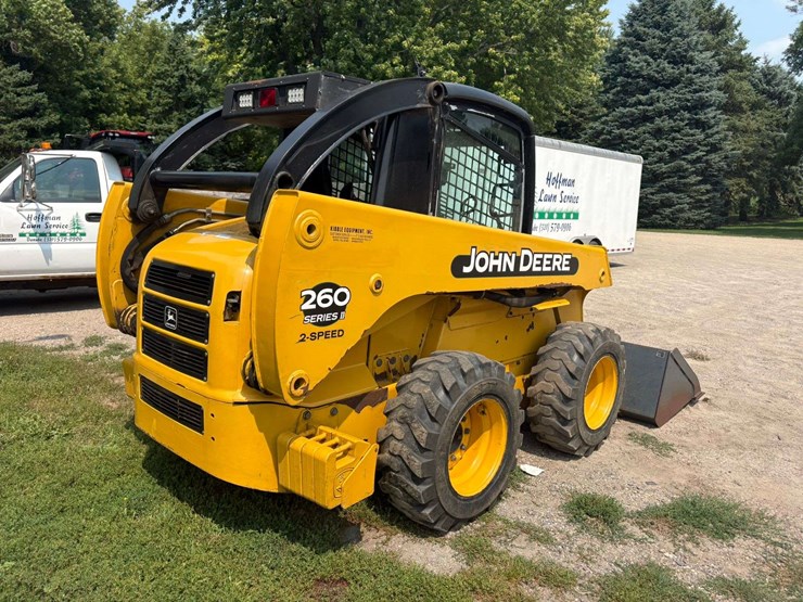 2001-john-deere-260-image-3