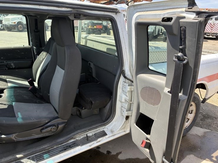 2005-ford-ranger-image-12