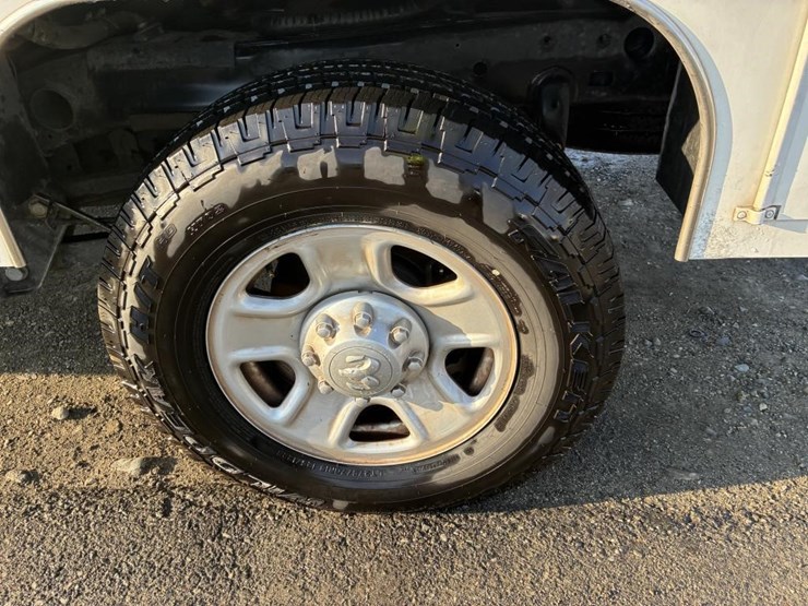 2018-dodge-ram-2500-image-5