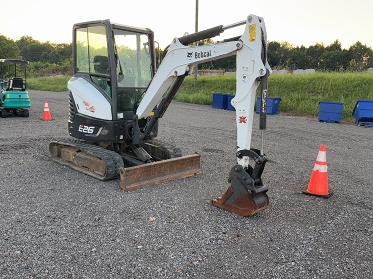 bobcat-e26-image-3