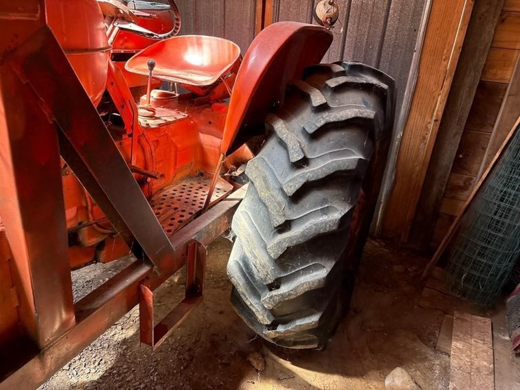 allis-chalmers-d17-gas-tractor-image-5