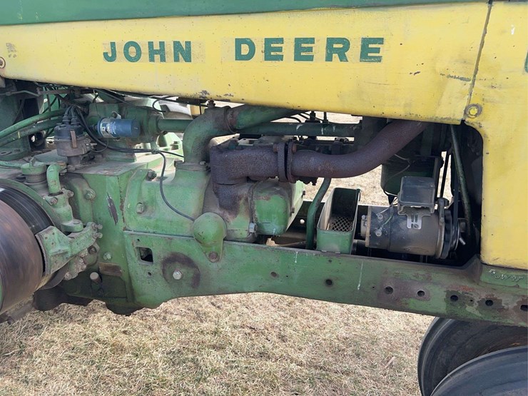john-deere-630-image-20