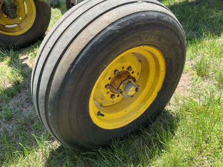 john-deere-2510-image-12