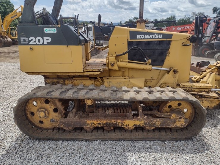 komatsu-d20p-image-23
