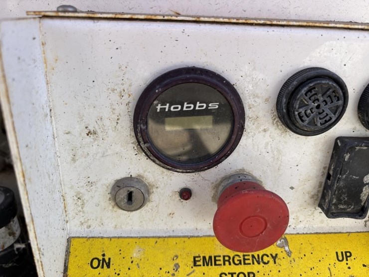 2005-custom-equipment-hb1030-image-7