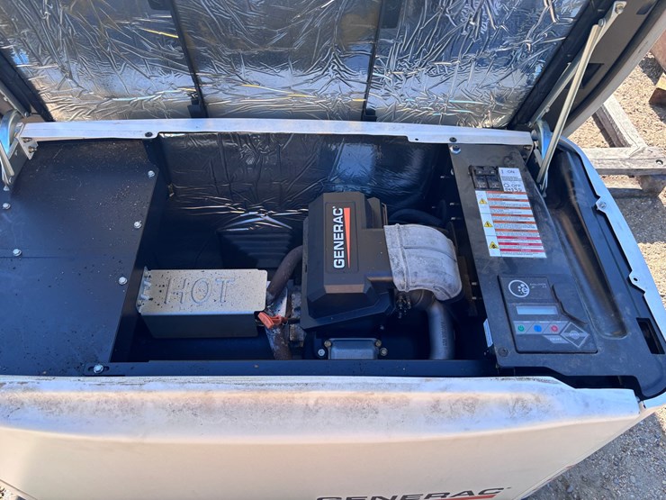 #39759-•-generac-generator-|-for-parts/repairs-image-3