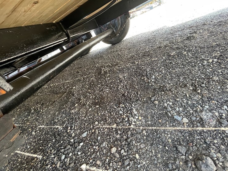 #2372-•-14'-tandem-axle-trailer-(no-title)-image-16