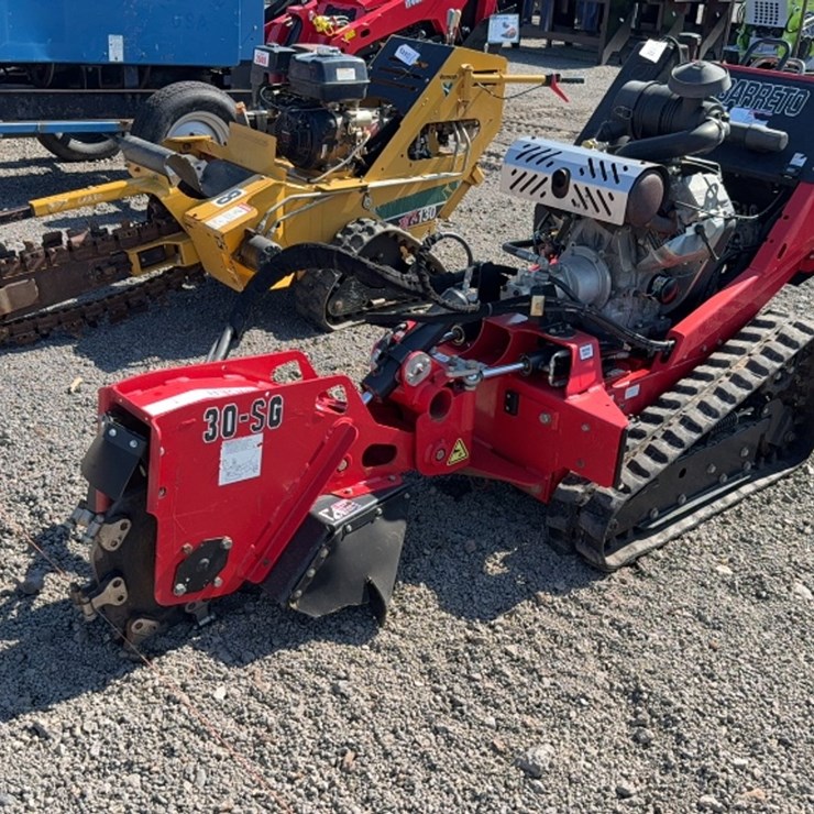 #2050 • BARRETO 30-SG STUMP GRINDER