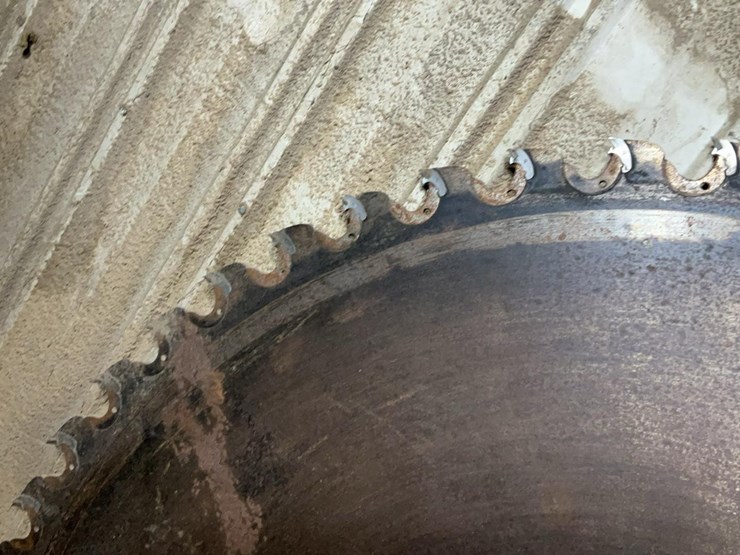 #175-•-56”-circular-saw-blade-image-7