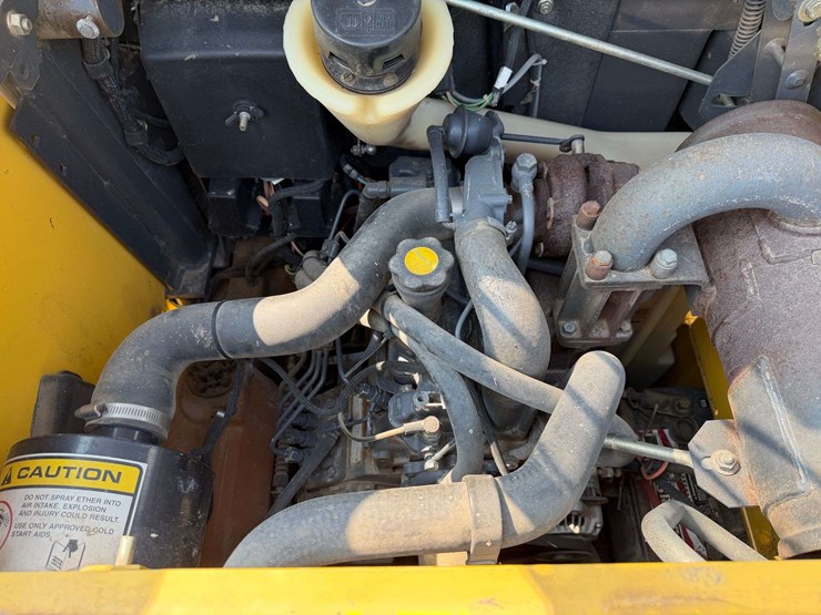 2001-new-holland-ls170-image-13