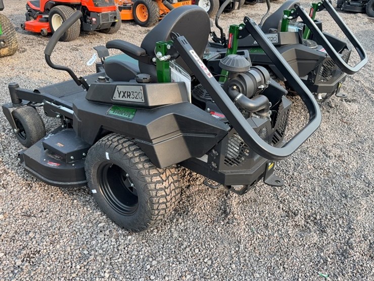 #3097-•-yakta-yxr-320-zero-turn-mower-image-10