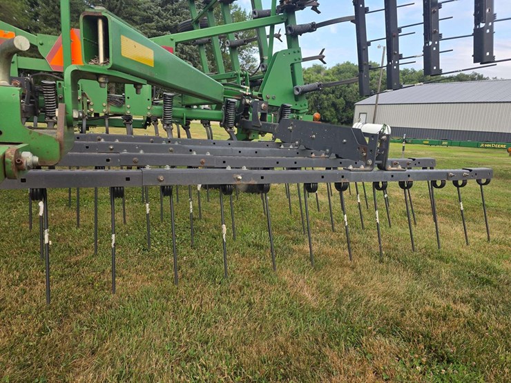 john-deere-2210-image-33