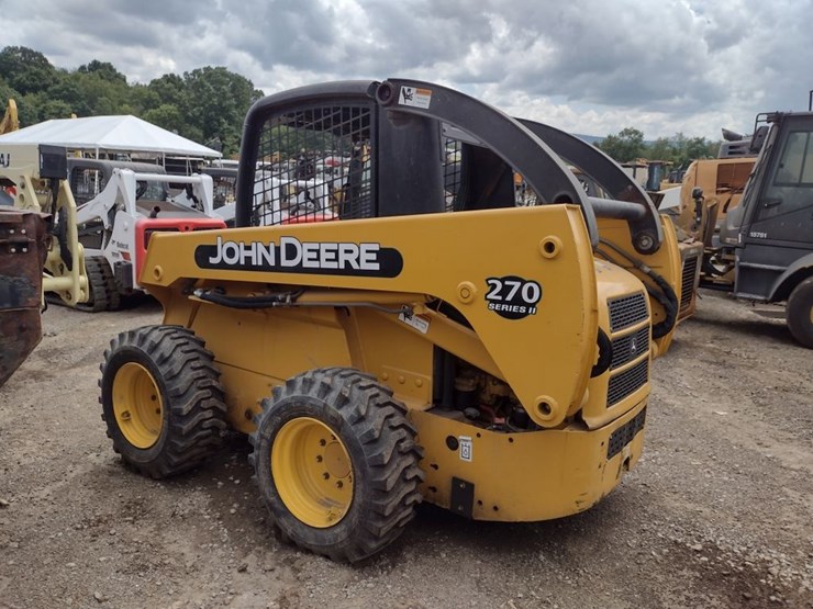 john-deere-270-image-4