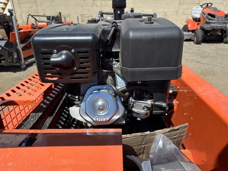 2026-sdlool-lm1000q-rc-flail-mower-image-13