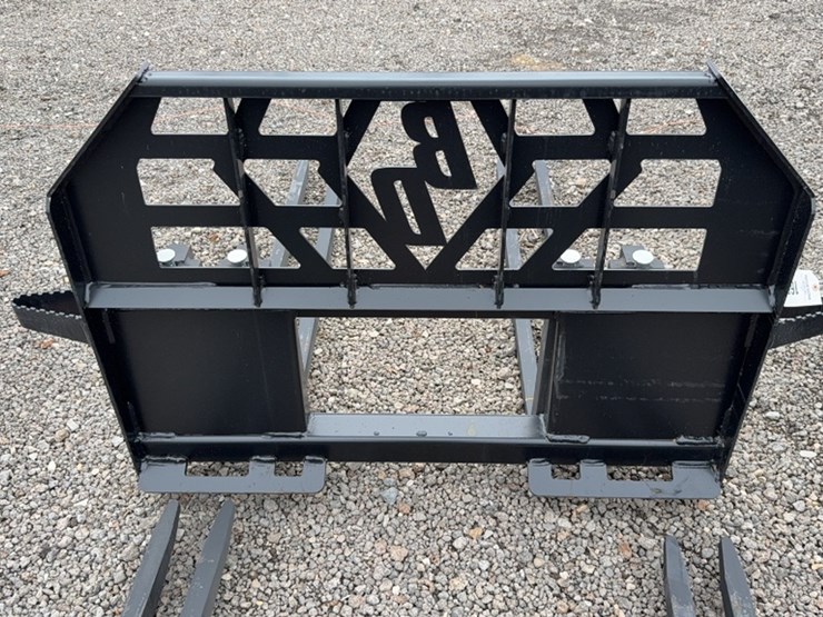 #2070-•-blue-diamond-48"-skid-steer-brick-tine-image-2