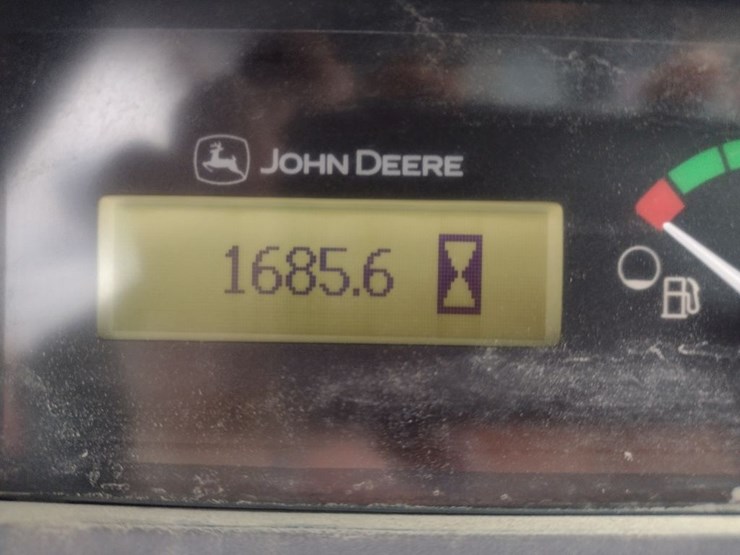 deere-325g-image-6