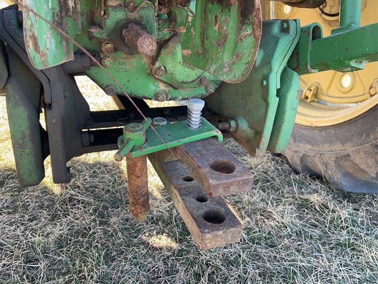 john-deere-720-image-37