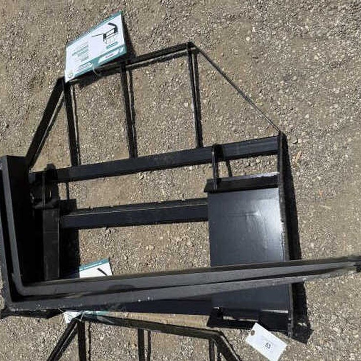#53 • Skid Steer 48" Adjustable Forks