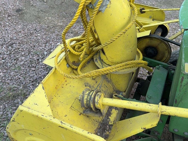 john-deere-110-image-33