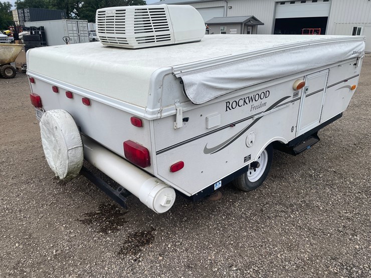 #4495-•-2008-rockwood-freedom-1940-pop-up-camper-(has-wi-title)-image-5