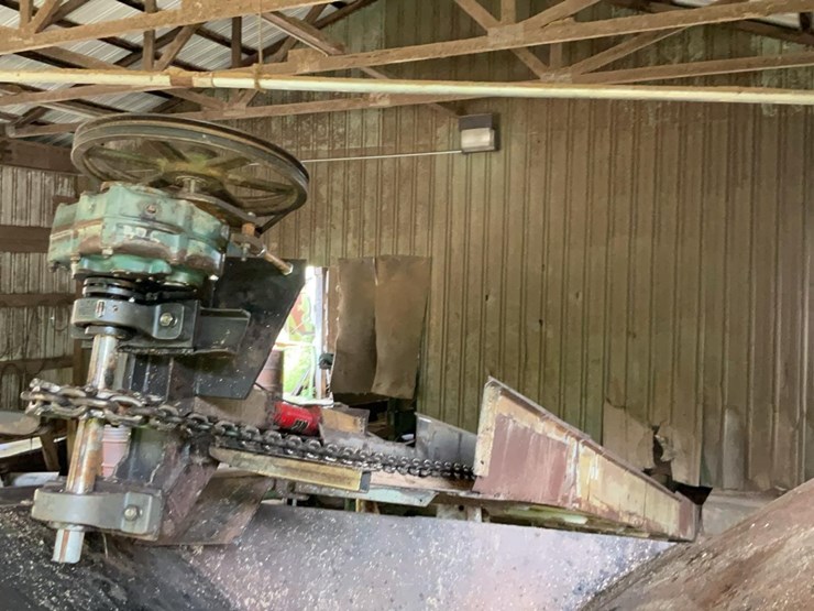 #166-•-barn-sweep-conveyor-image-3