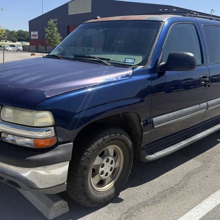 2003 CHEVROLET SUBURBAN
