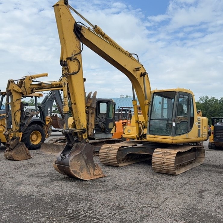KOMATSU PC120