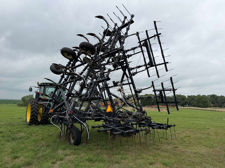 flexi-coil-model-340-41’-chisel-plow,-set-up-for-anhydrous-currently,-3-bar-coil-tine-harrow,-hydrau-image-5