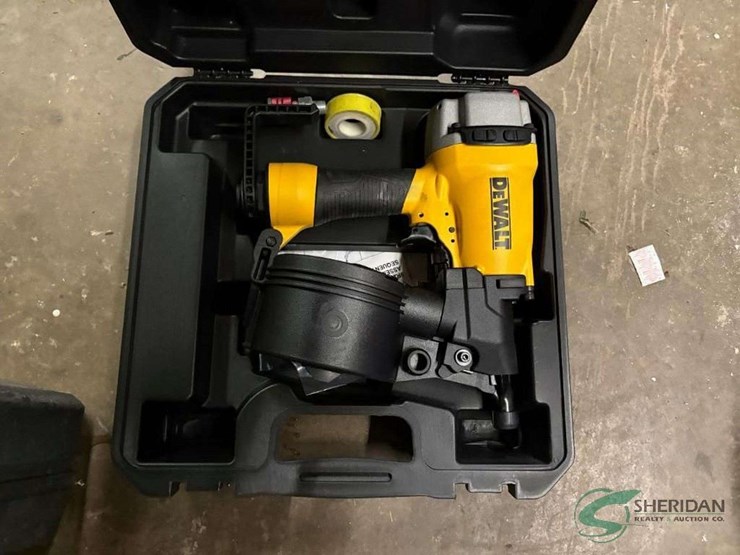 dewalt-coil-nailer-image-1
