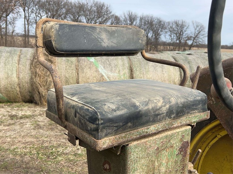 john-deere-model-b-image-27