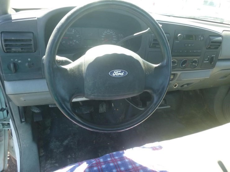 2006-ford-f450-image-11