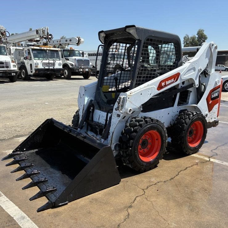 2022 BOBCAT S590
