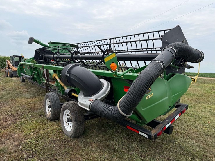john-deere-630f-image-4