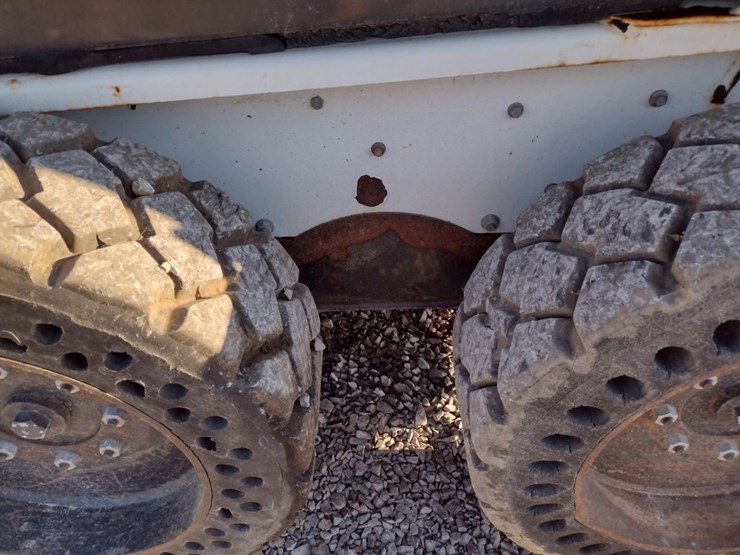 bobcat-s450-image-16