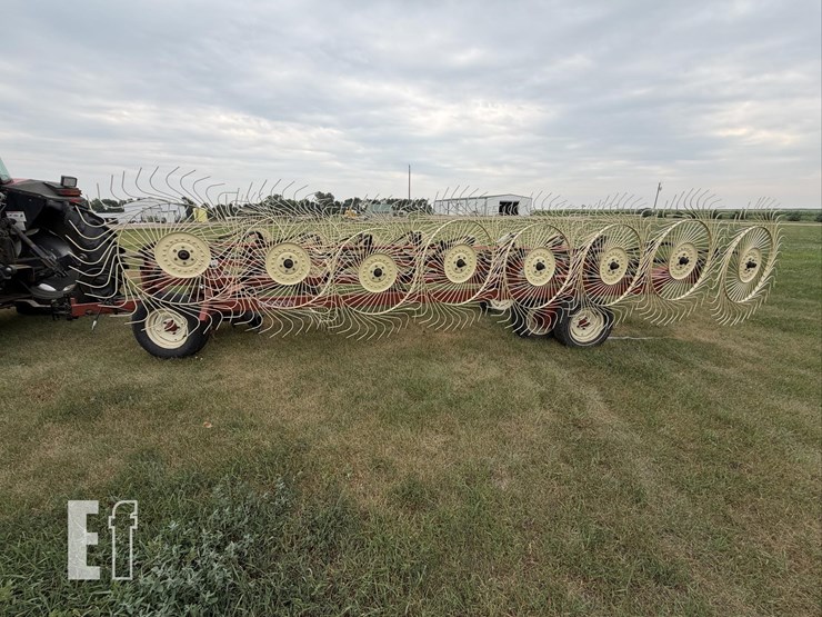 hesston-3991-image-3