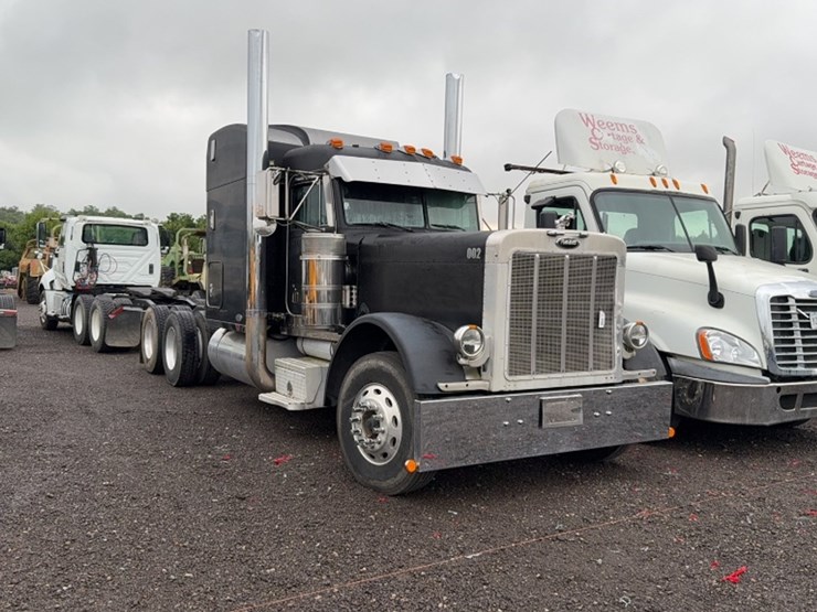 peterbilt-379-image-3