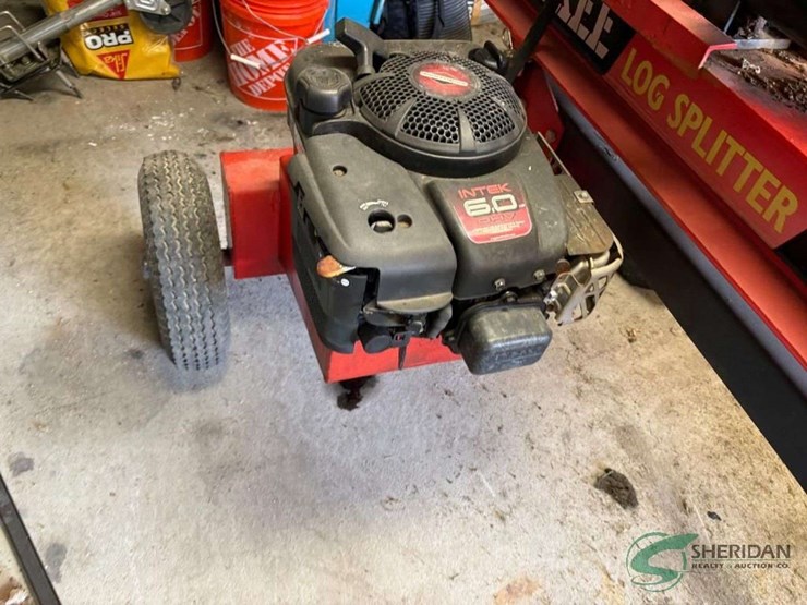 huskee-22-ton-log-splitter,-briggs-&-stratton-6hp-engine-image-3