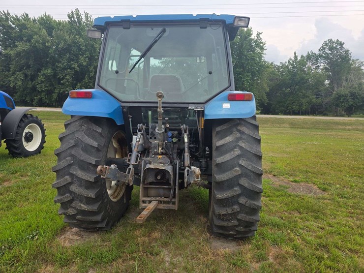2002-new-holland-tl100-image-11