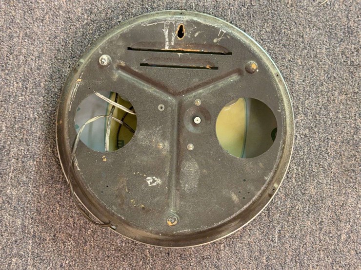 john-deere-dealer-clock-image-7