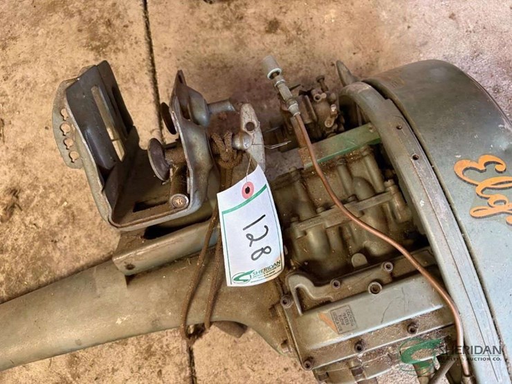 vintage-elgin-outboard-engine-image-4