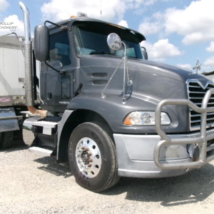 2017 MACK PINNACLE CXU613