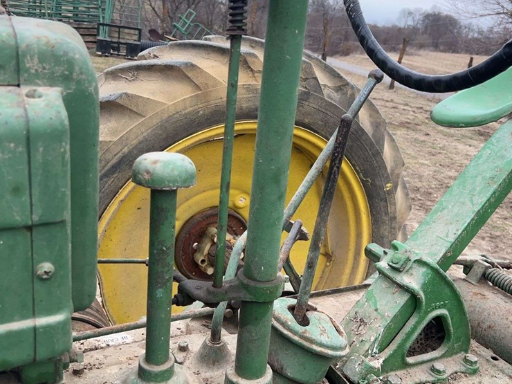 john-deere-model-b-image-43