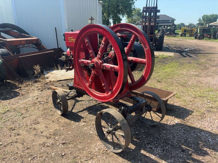 economy-7-horse-hit-and-miss-engine,-cart,-and-original-base-image-5