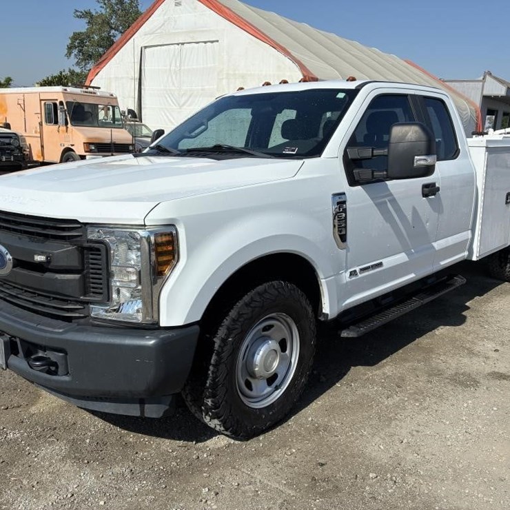 2018 FORD F350