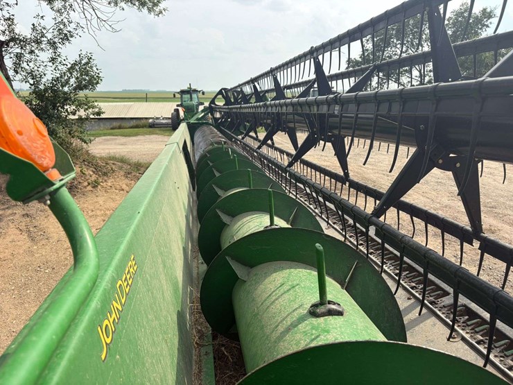 2009-john-deere-635f-image-12