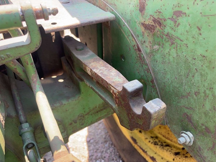 john-deere-630-image-69